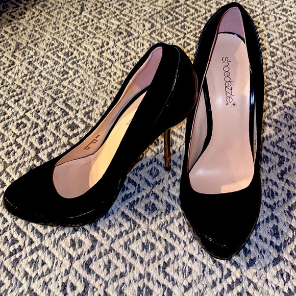 Suede heels with gold heel - Picture 2 of 2